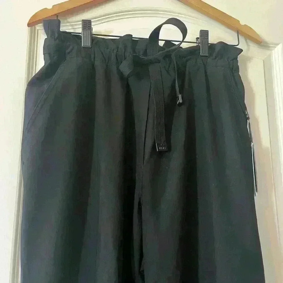NWT DKNY Black Pants with Tie, Elastic Waist Women’s size 10 - Picture 3 of 10